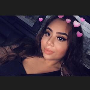 Meet your Posher, Andrea